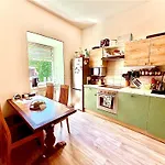 Nest Salzkammergut- Cozy In Bad Aussee, Near Hallstatt - Garden & Bbq Apartment Bad Aussee