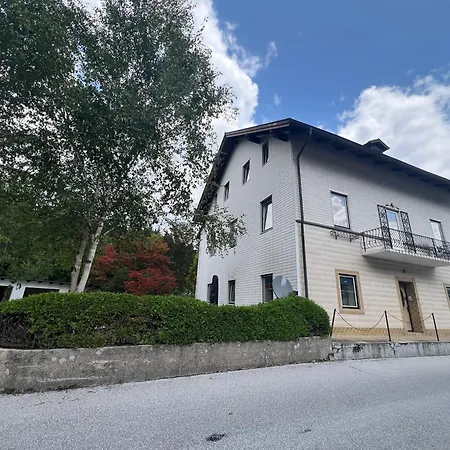 Ausseerland - Relax, Ski, Hike And Bike, Garden, Parking, Bbq, Near Hallstatt, Loser, Tauplitz And Krippenstein, Free Wi-fi And Netflix Appartement *
