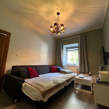 Ausseerland - Relax, Ski, Hike And Bike, Garden, Parking, Bbq, Near Hallstatt, Loser, Tauplitz And Krippenstein, Free Wi-fi And Netflix