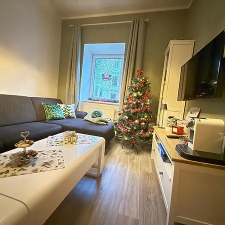 Nest Salzkammergut- Cozy In Bad Aussee, Near Hallstatt - Garden & Bbq Apartment *
