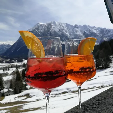 Ausseerland - Relax, Ski, Hike And Bike, Garden, Parking, Bbq, Near Hallstatt, Loser, Tauplitz And Krippenstein, Free Wi-fi And Netflix شقة *