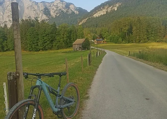 Ausseerland - Relax, Ski, Hike And Bike, Garden, Parking, Bbq, Near Hallstatt, Loser, Tauplitz And Krippenstein, Free Wi-fi And Netflix * Bad Aussee